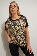 Büyük Beden Leopar Desenli Kuş Gözü Detaylı T-shirt 304086