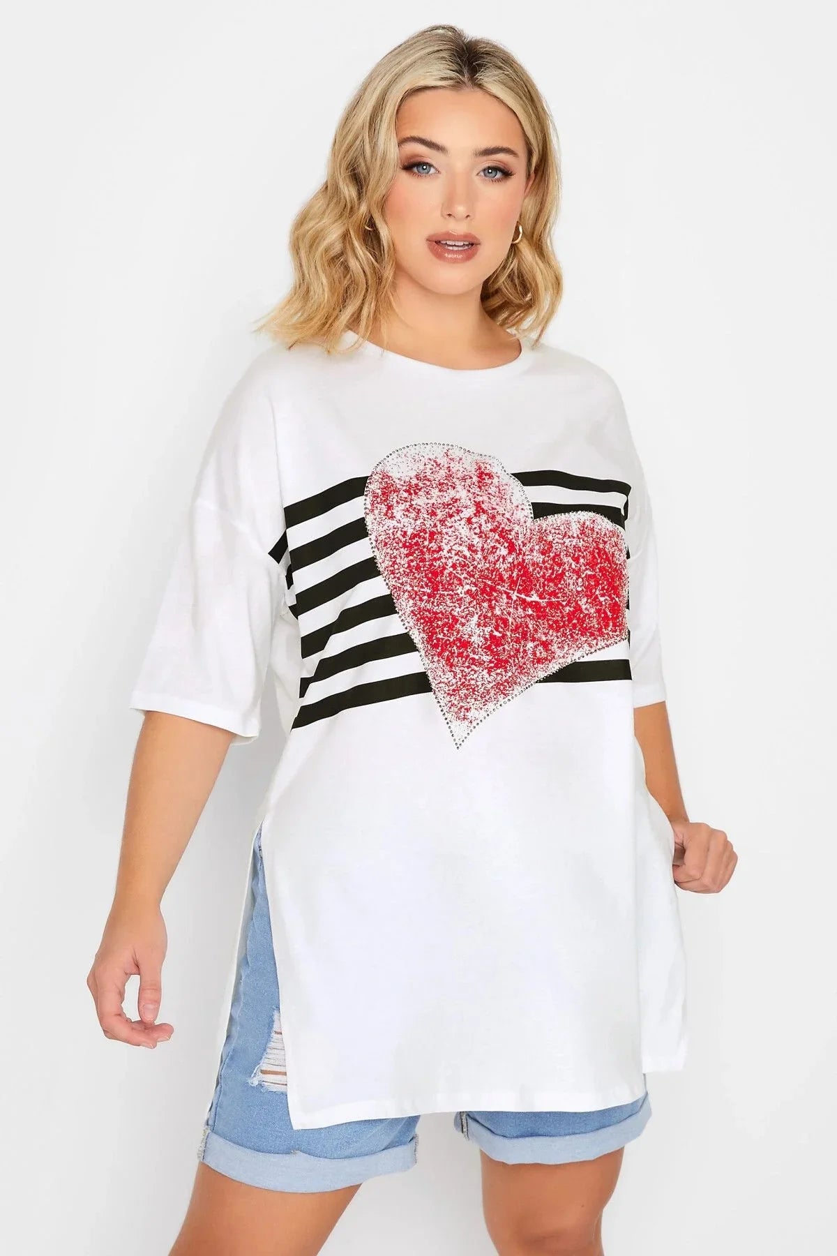 Büyük Beden Kalp Baskılı Yanı Yırtmaç Detaylı Yarım Kollu Bisiklet Yaka T-shirt 320964