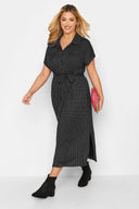 Büyük Beden Beli Kuşaklı Yırtmaç Detaylı Desenli Gömlek Elbise 301488