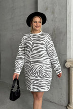 Büyük Beden Uzun Kollu Bisiklet Yaka Zebra Desenli Mini Elbise 84-194