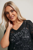 Büyük Beden V Yaka Sıfır Kol Astarsız Dantel T-shirt 304094