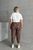 Büyük Beden Beli ve Paçası Lastikli Desenli Cepli Pantolon 74-77