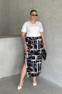 Büyük Beden Beli Lastikli Soyut Desenli Yırtmaç Detaylı Uzun Etek 98-120