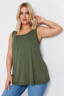 Büyük Beden Yuvarlak Yaka Sıfır Kol Zımba Detaylı Bluz 321832