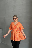 Büyük Beden Kısa Kollu V Yaka Önü Bağlama Detaylı Bluz 97-40