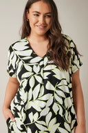 Büyük Beden V Yaka Kısa Kollu Yaprak Desenli Bluz 615244