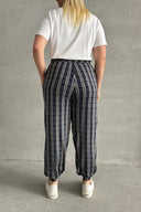 Büyük Beden Beli ve Paçası Lastikli Çizgili Cepli Pantolon 89-71