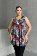 Büyük Beden V Yaka Sıfır Kol Çiçek Desenli Bluz 302261