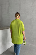 Büyük Beden Kısa Kollu Önü Düğmeli Fitilli İnce Gömlek 300738