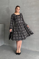 Büyük Beden Uzun Kollu Yakası Bağlamalı Eteği Pileli Elbise 100-75