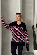 Büyük Beden V Yaka Uzun Kollu Bileği Lastikli Yırtmaçlı Bluz 303086