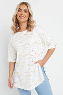 Büyük Beden Kısa Kollu Bisiklet Yaka Yanları Yırtmaçlı Metalik Baskılı T-shirt 303955