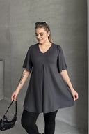 Büyük Beden V Yaka Desensiz Asimetrik Kesim Likralı Bluz MDL-3