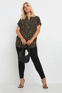 Büyük Beden Çentik Yaka Kısa Kollu Leopar Desenli Bluz 322198