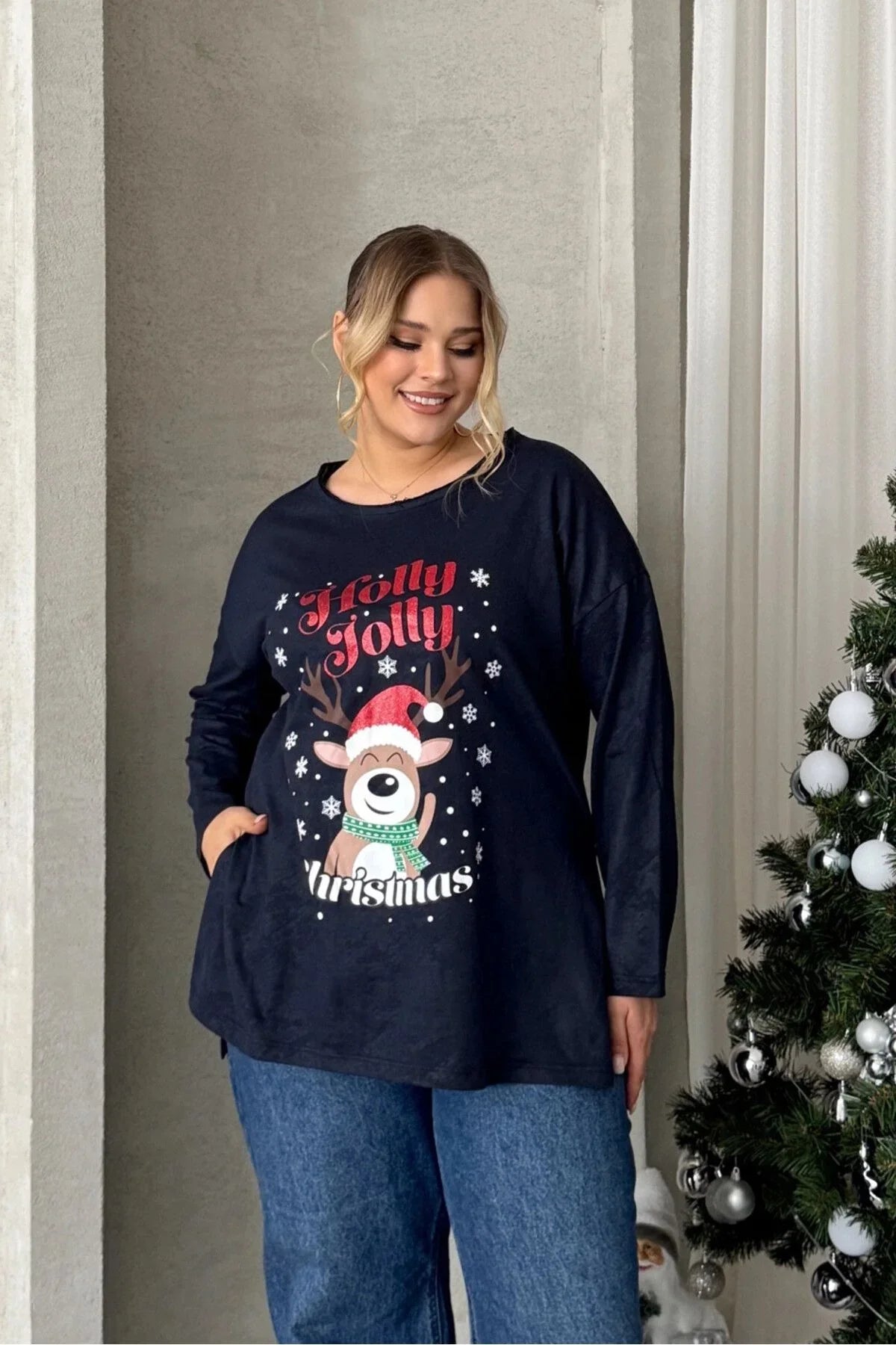Büyük Beden Yılbaşı Temalı Bisiklet Yaka Uzun Kollu Yırtmaçlı Sweatshirt 303909