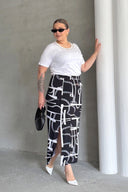 Büyük Beden Beli Lastikli Soyut Desenli Yırtmaç Detaylı Uzun Etek 98-120