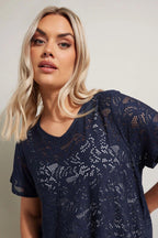 Büyük Beden V Yaka Kısa Kollu Astarsız Dantel T-shirt 304095
