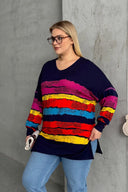 Büyük Beden V Yaka Çizgili Yanları Yırtmaçlı Uzun Kollu Bluz 303118