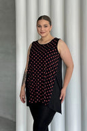 Büyük Beden Önü Puantiyeli Kolsuz Bluz 302253