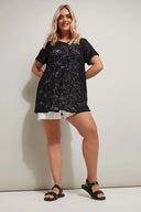 Büyük Beden V Yaka Sıfır Kol Astarsız Dantel T-shirt 304094