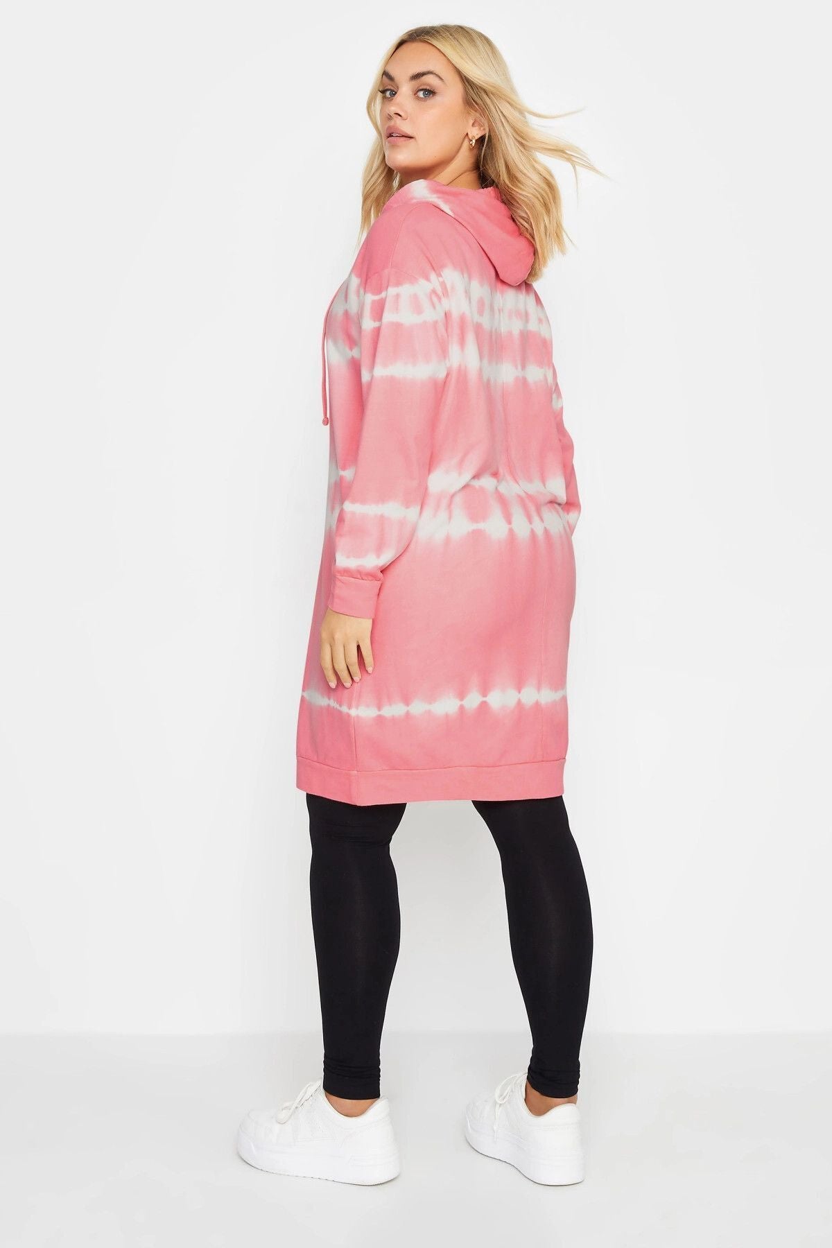 Büyük Beden Batik Desenli Uzun Kesim Cepli Kapüşonlu Sweatshirt 302208