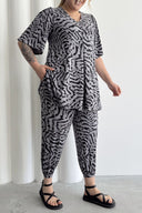 Büyük Beden Beli ve Paçası Lastikli Cepli Desenli Şalvar Pantolon 99-3