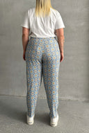 Büyük Beden Beli ve Paçası Lastikli Desenli Cepli Pantolon 303490