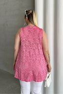 Büyük Beden V Yaka Sıfır Kol Dantel Detaylı Astarsız Bluz 302967