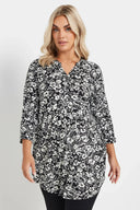Büyük Beden Yarım Kollu Önü Düğmeli Çiçek Desenli Gömlek 322267