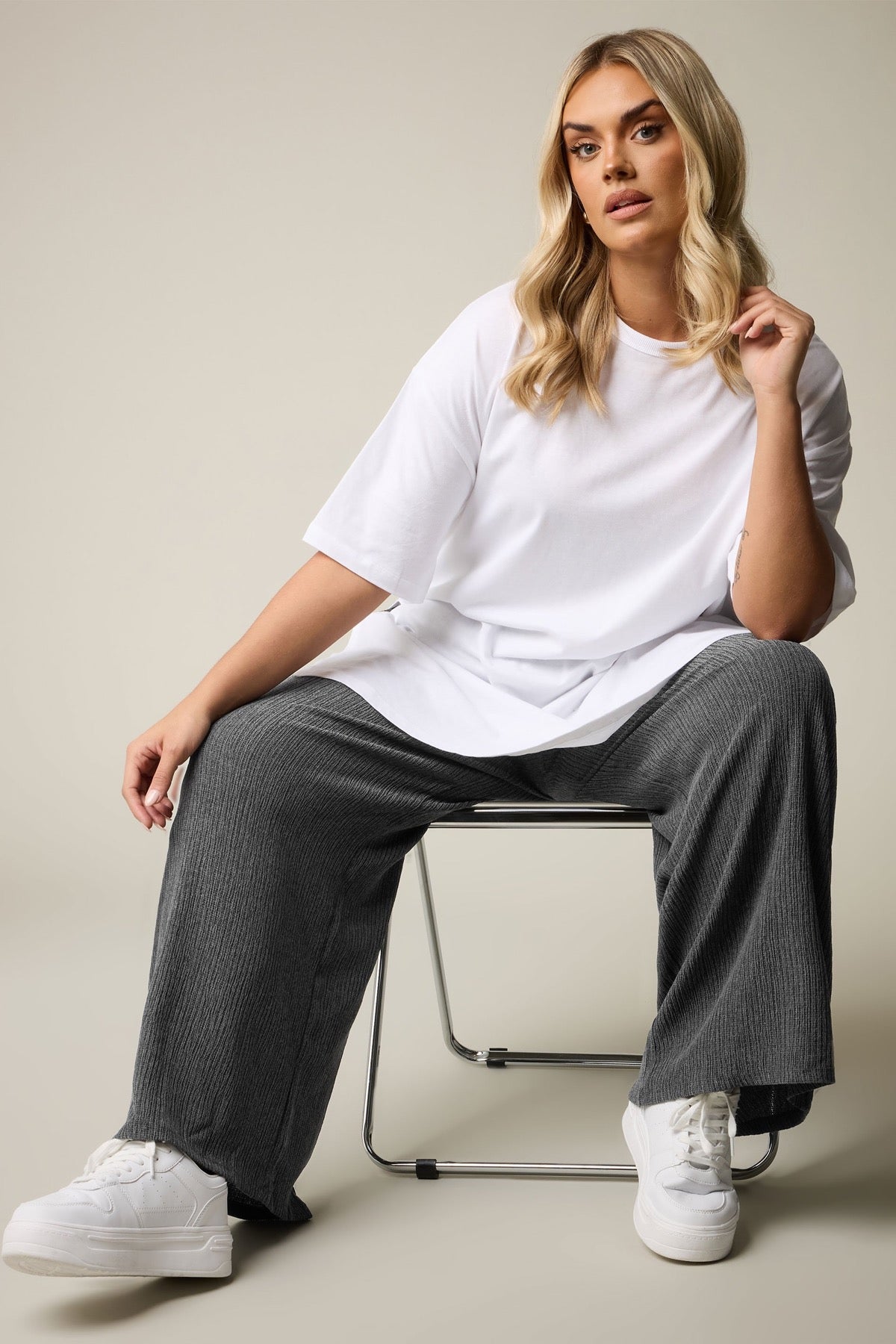 Büyük Beden Beli Lastikli Bol Paça Cepli Pantolon 304012