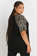Büyük Beden Kısa Kollu Bisiklet Yaka Leopar Desenli T-shirt 303736