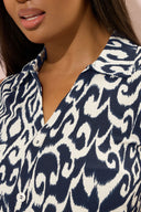 Büyük Beden Sıfır Kol Soyut Desenli Düğme Detaylı Bluz 322678