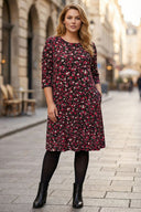 Büyük Beden Bisiklet Yaka Bordo Çiçek Desenli Dökümlü Cepli Diz Altı Elbise 270453