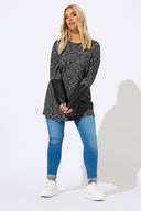 Büyük Beden Bisiklet Yaka Uzun Kollu Deri Detaylı T-shirt 303939