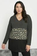 Büyük Beden Renk Bloklu Leopar Desenli Yumoş Kazak 303863