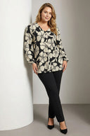 Büyük Beden Siyah Krem Kontrast Çiçek Desenli Jersey Krep Bluz 615820