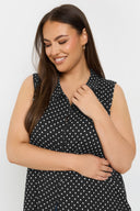 Büyük Beden Polo Yaka Sıfır Kol Düğmeli Puantiyeli T-shirt 303957