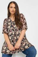 Büyük Beden Kısa Tül Kollu V Yaka Önü Pileli Bluz 321996