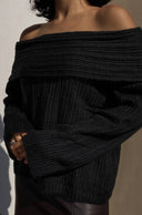 Omzu Açık Fitilli Triko Kazak F-040