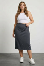 Gri düz büyük beden kadın etek ön çekim