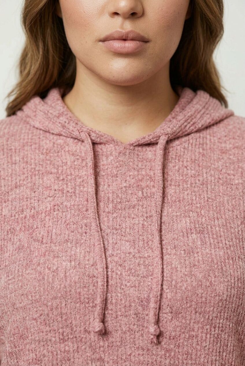 Pembe dokulu büyük beden kadın kapüşonlu sweatshirt ön çekim