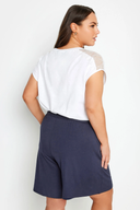 Büyük Beden Bol Kesim Cepli Beli Lastikli Kısa Şort 144216