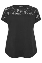 Büyük Beden Bisiklet Yaka Tül Detaylı Kısa Kollu T-shirt 321125