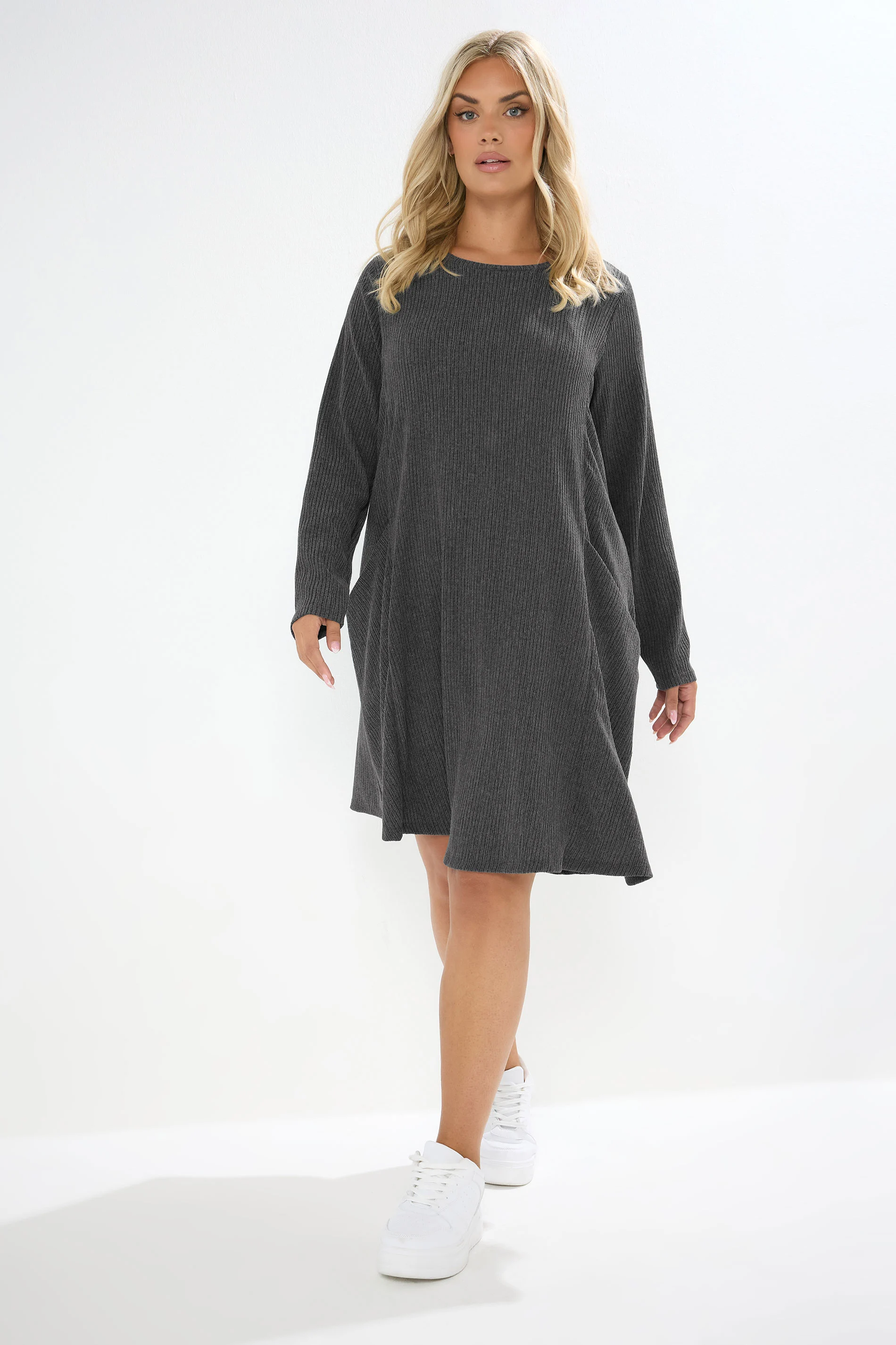 Büyük Beden Uzun Kollu Bisiklet Yaka Cepli Fitilli Elbise 304008