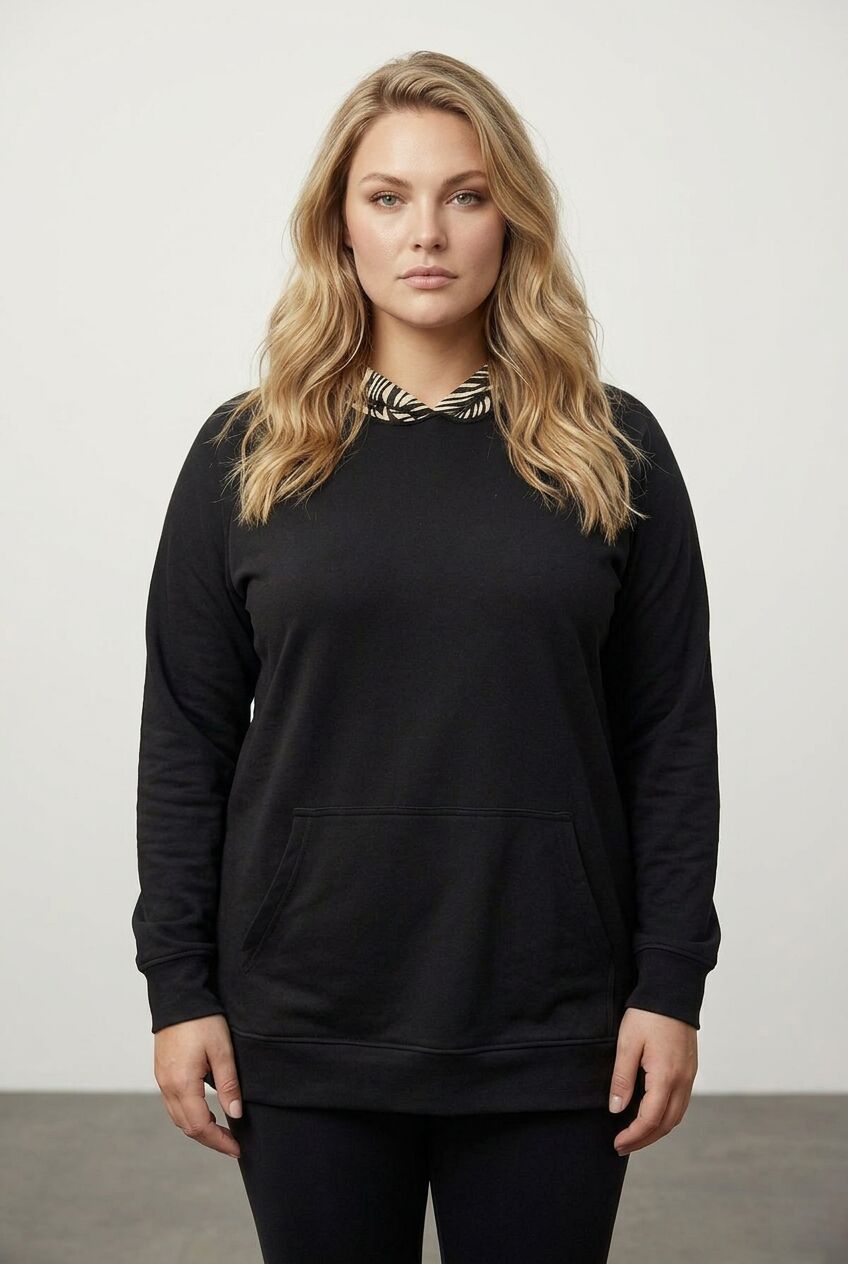 Siyah desenli büyük beden kadın sweatshirt ön çekim