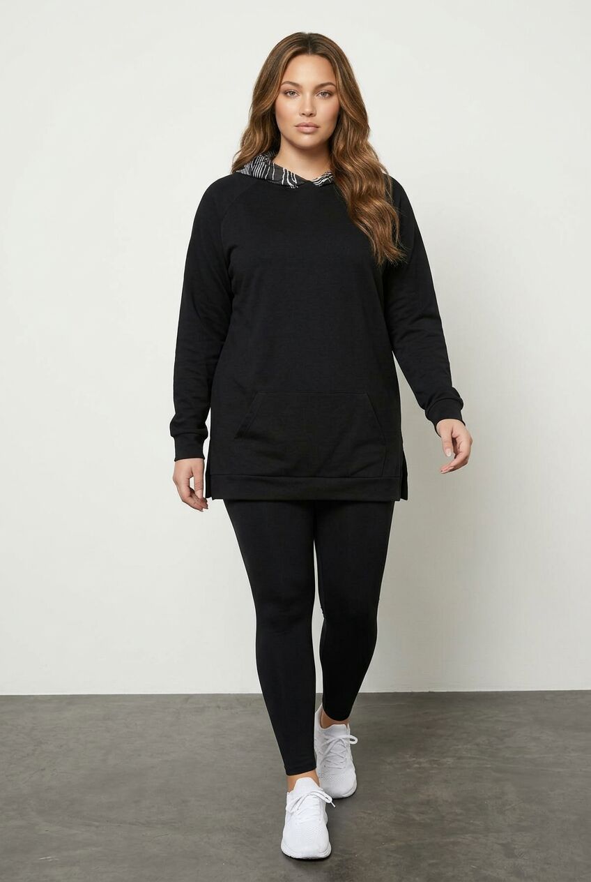 Siyah desenli büyük beden kadın sweatshirt ön çekim