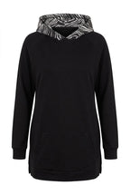 Siyah zebra desenli büyük beden kadın sweatshirt ön çekim
