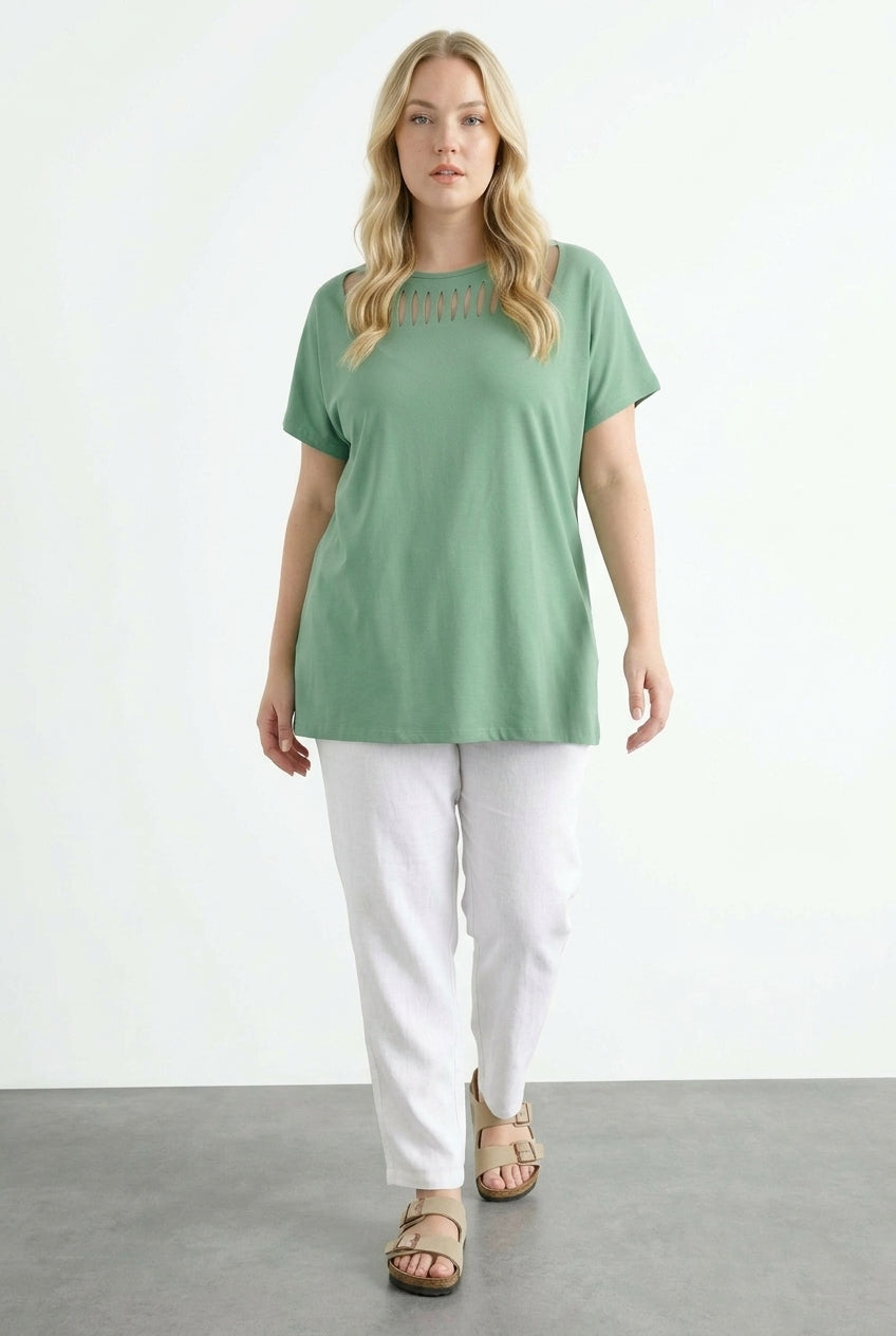 Önü Kesikli T-shirt