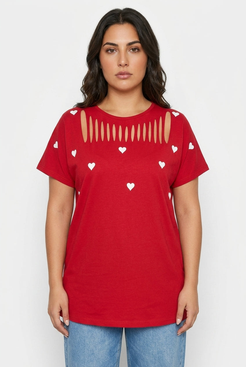 Önü Kesikli Kalp Desenli T-shirt