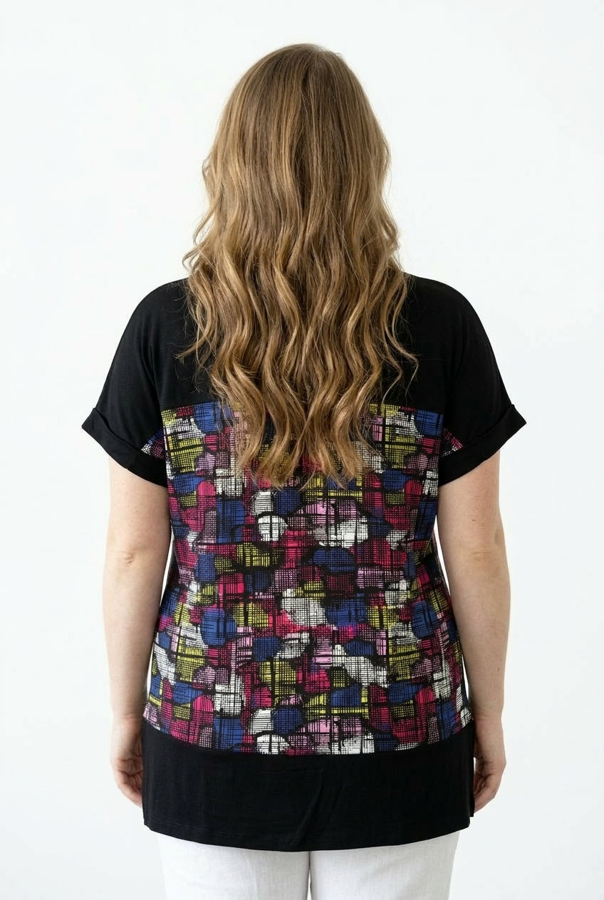 V Yaka Renk Bloklu T-shirt